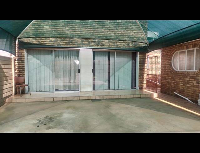 3 BEDROOM HOUSE FOR SALE IN RANDPOORT